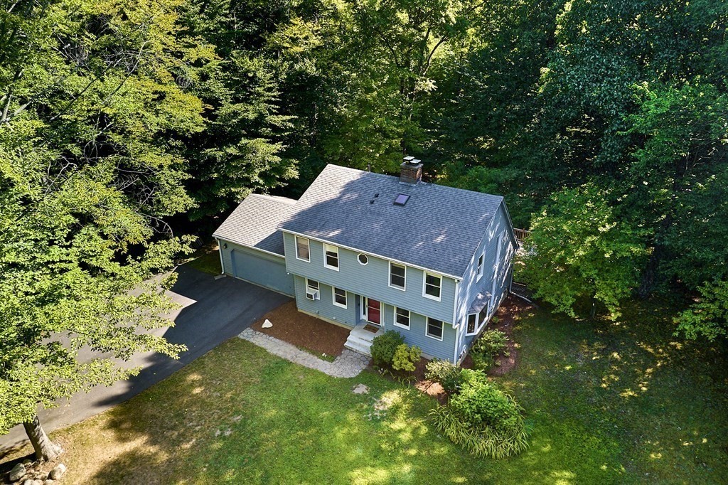 43 Coleman Road Southampton, MA 01073 - Photo 3 of 39 Gallery Image 3