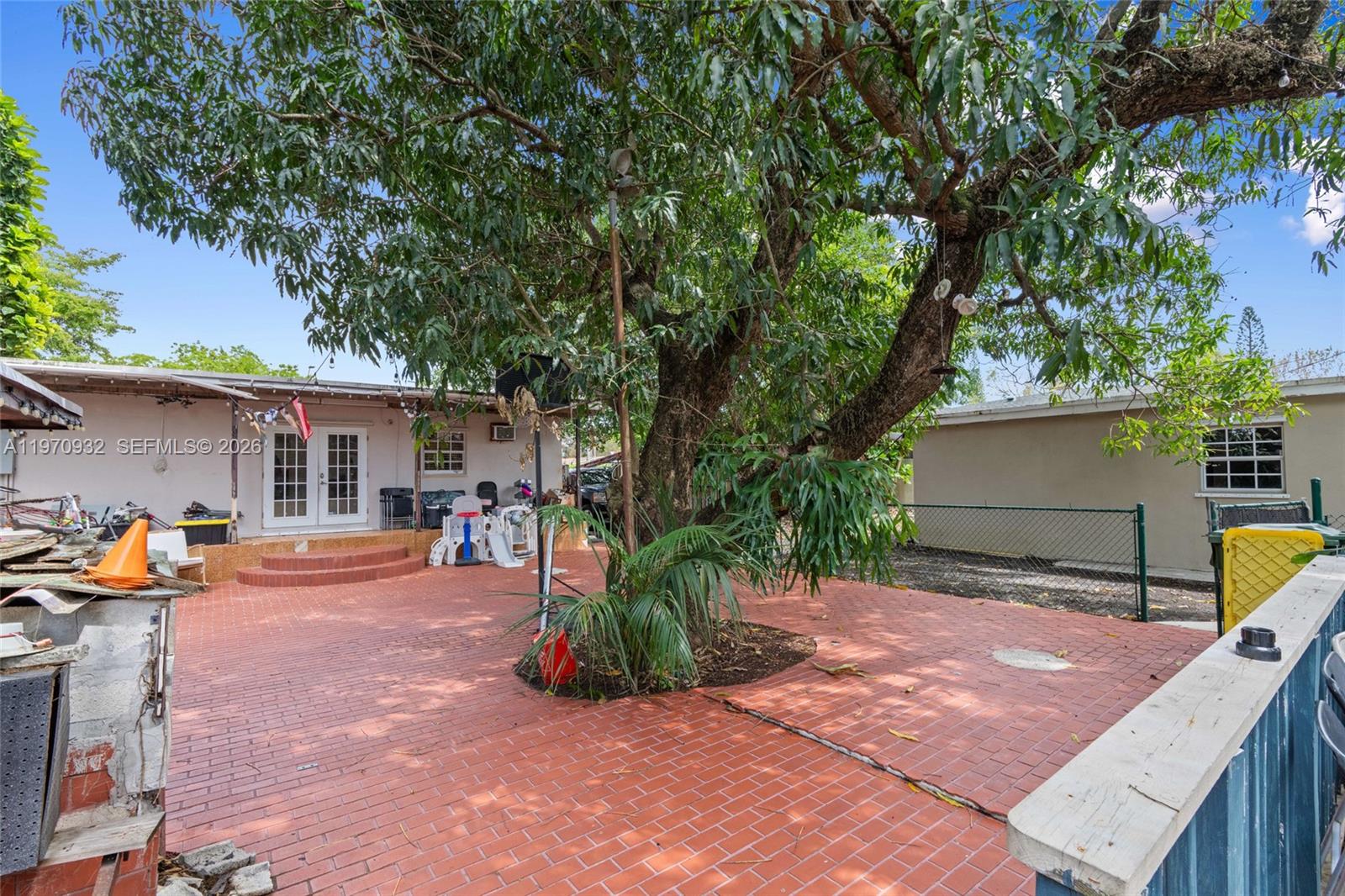 700 Southwest 44th Place Miami, FL 33134 - Photo 29 of 48