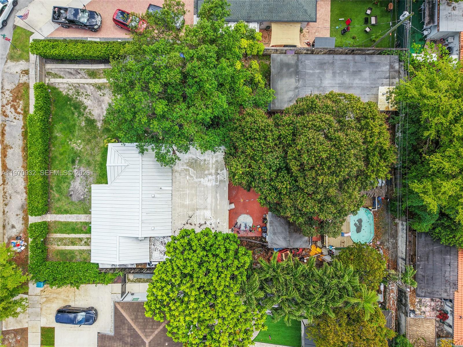 700 Southwest 44th Place Miami, FL 33134 - Photo 46 of 48