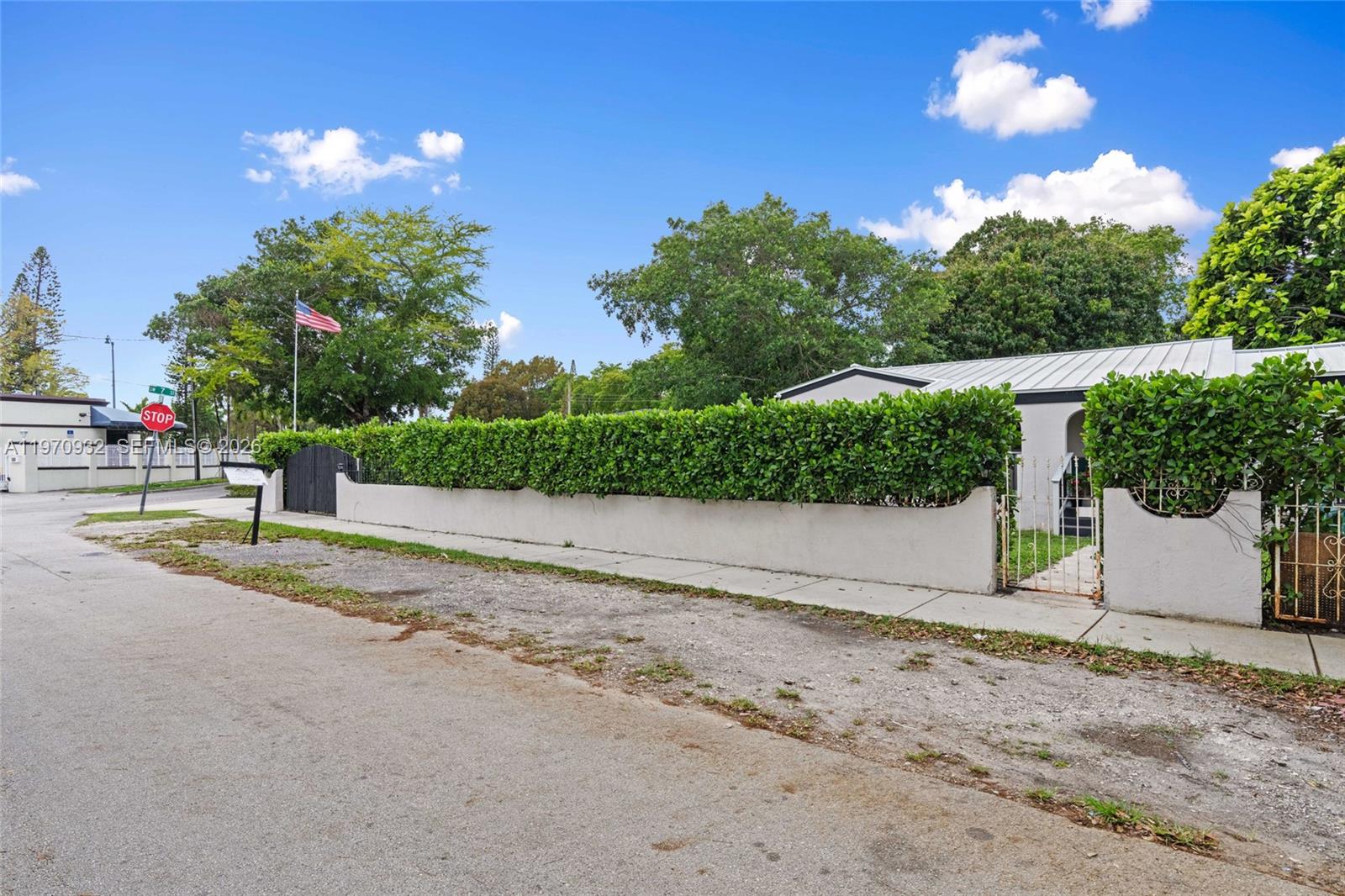 700 Southwest 44th Place Miami, FL 33134 - Photo 5 of 48