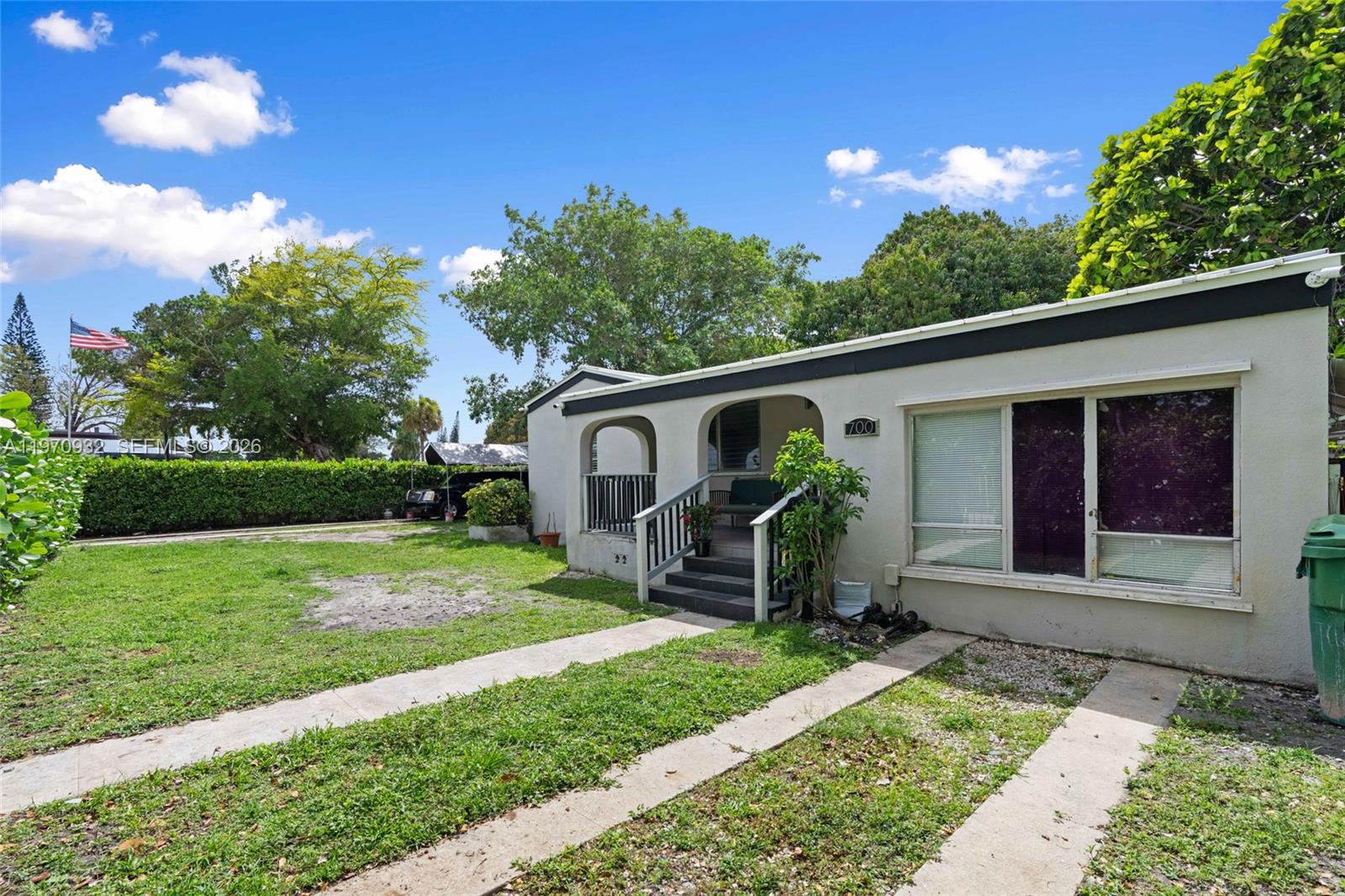 700 Southwest 44th Place Miami, FL 33134 - Photo 6 of 48