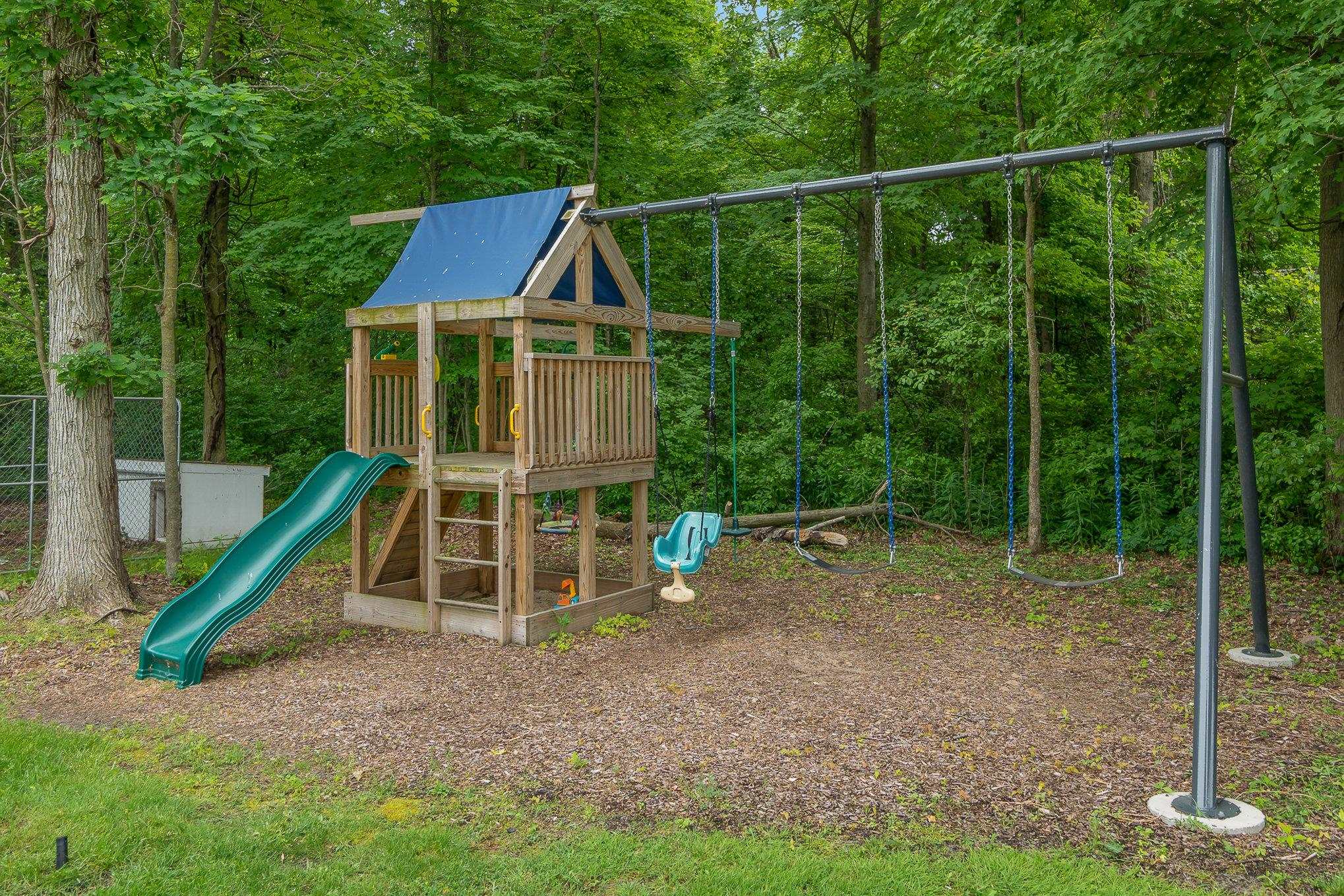 3190 South Brennan Road Hemlock, MI 48626 - Photo 11 of 42