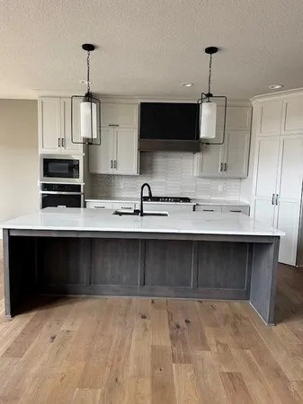 $780,945 | 16377 West 166th Place, Olathe, KS 66062