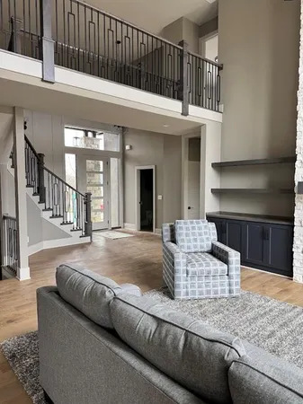 $780,945 | 16377 West 166th Place, Olathe, KS 66062