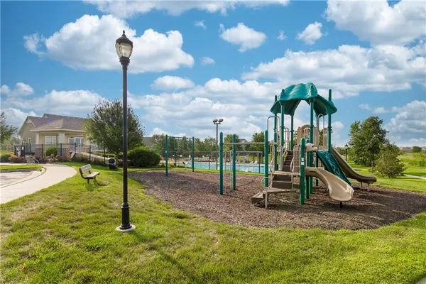 $780,945 | 16377 West 166th Place, Olathe, KS 66062