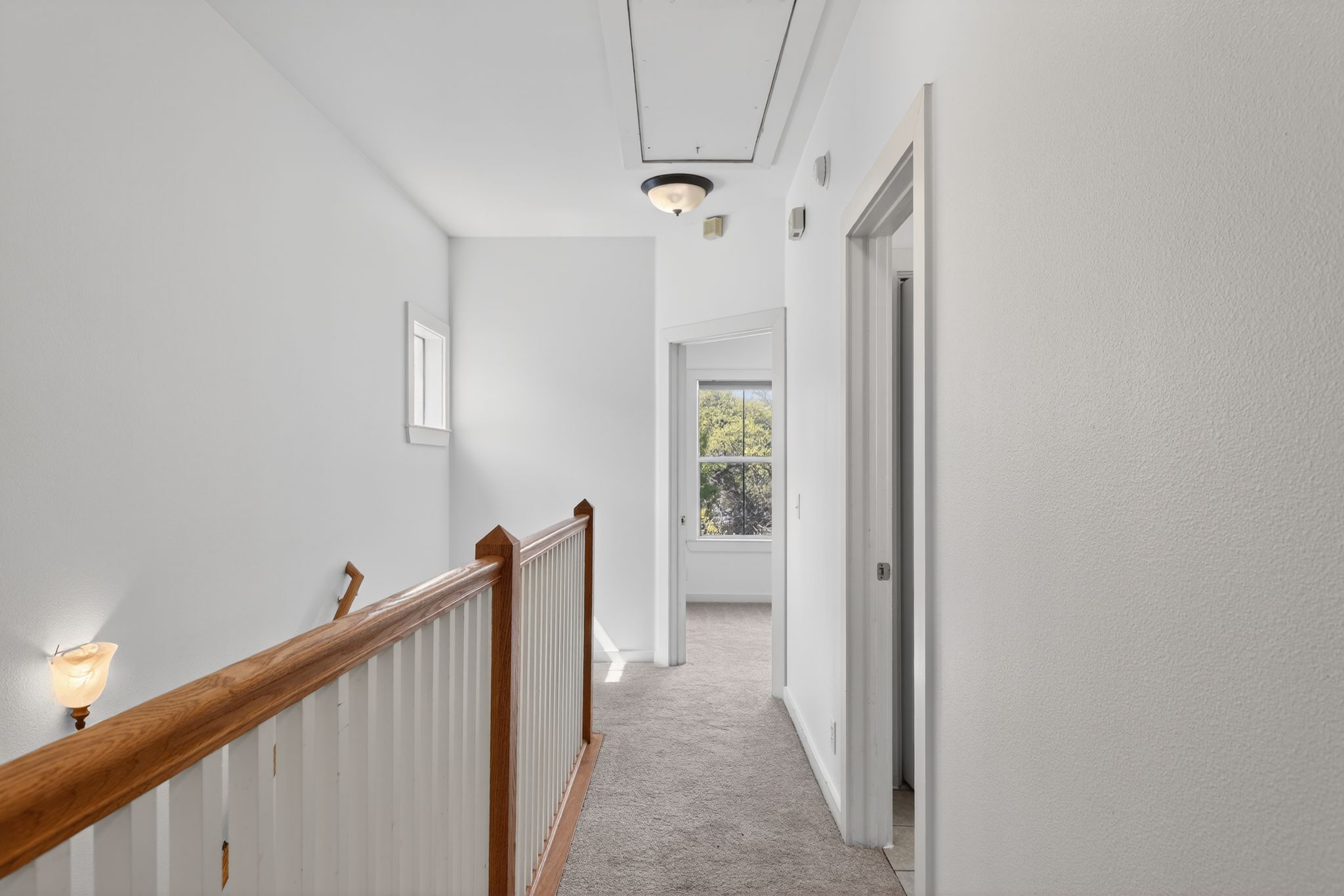 3614 South 2nd Street Austin, TX 78704 - Photo 29 of 40 a view of a hallway with windows
