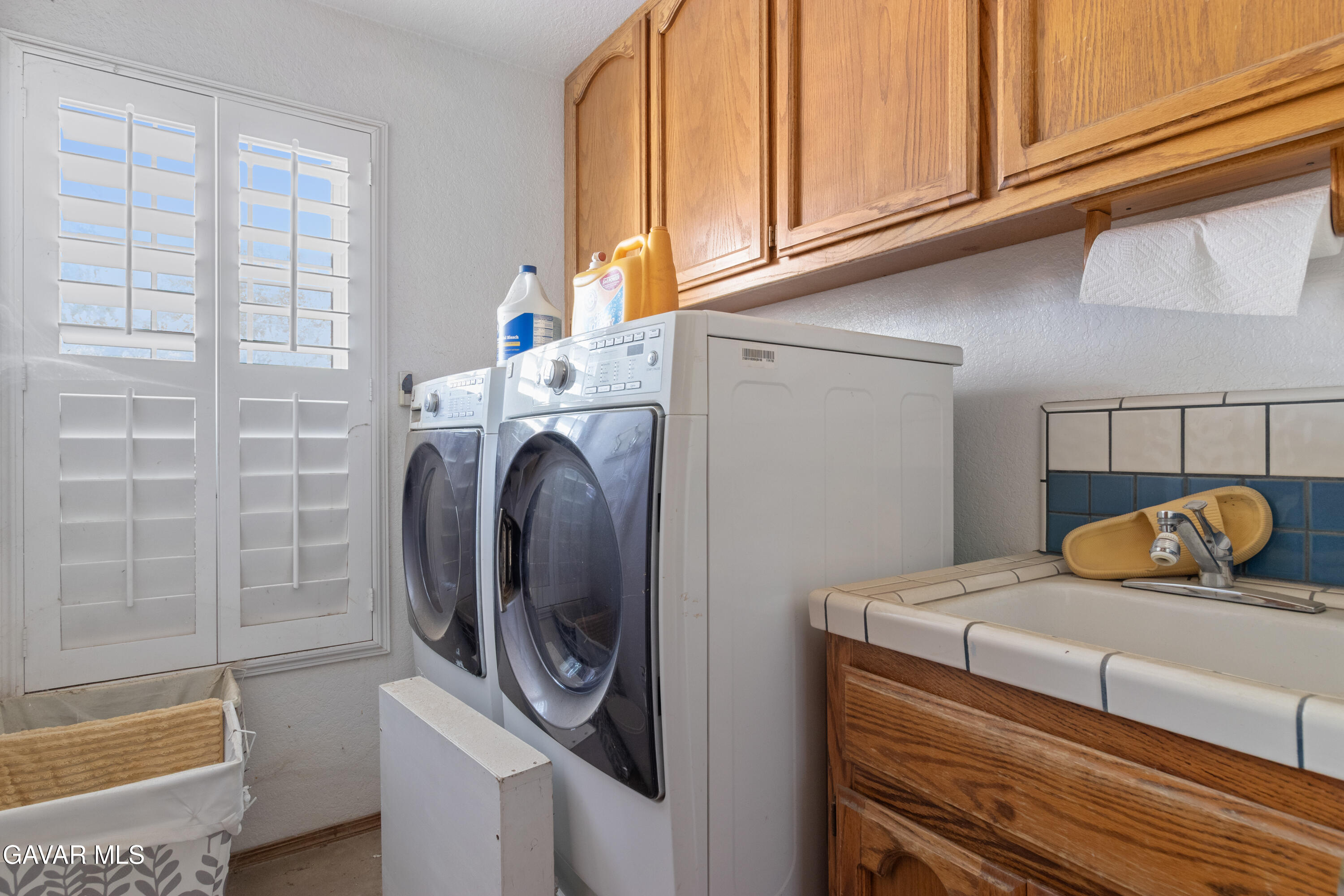 3735 Paula Lancaster, CA 93535 - Photo 50 of 54 Laundry-1