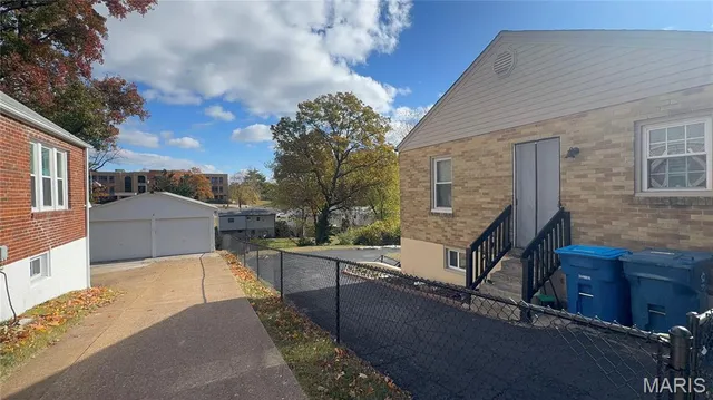 $1,550 | 1826 O Connell Avenue, St. Louis, MO 63114