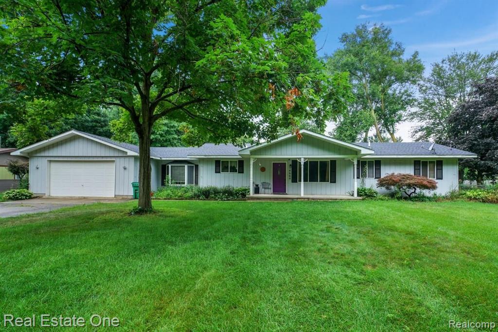 14660 Hoeft Road Belleville, MI 48111 - Photo 1 of 25