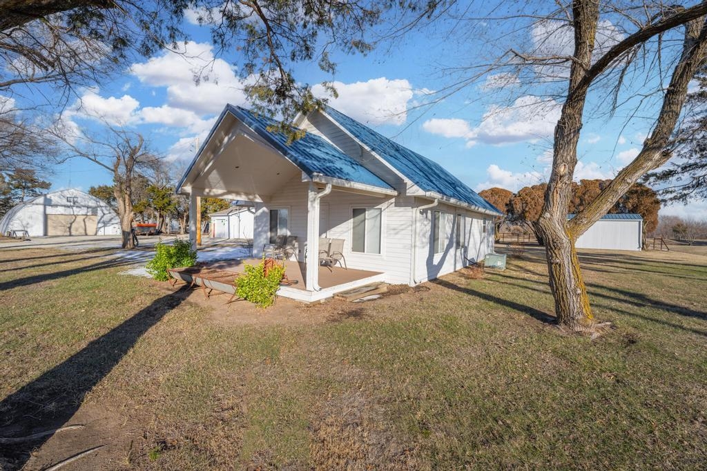 760 North West Road Wellington, KS 67152 - Photo 2 of 29