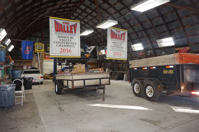 $435,000 | 760 North West Road, Wellington, KS 67152