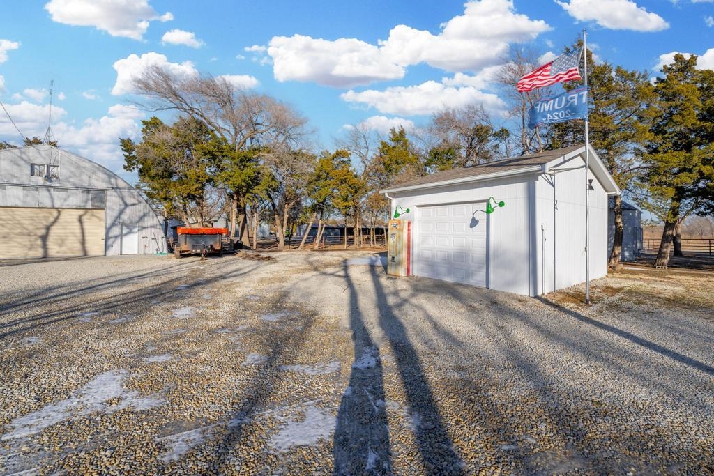 760 North West Road Wellington, KS 67152 - Photo 7 of 29