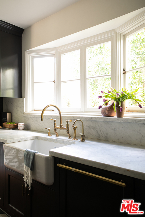 3295 Bennett Drive Los Angeles, CA 90068 - Photo 11 of 53