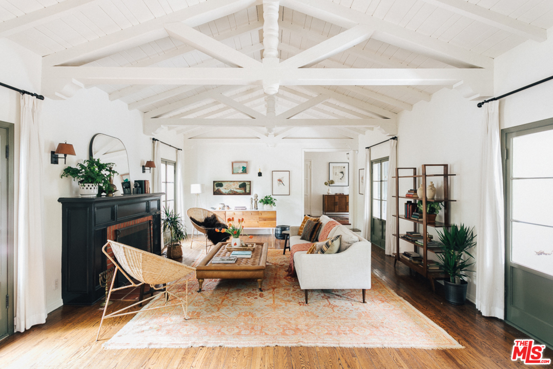 3295 Bennett Drive Los Angeles, CA 90068 - Photo 4 of 53