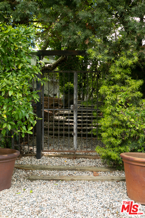 3295 Bennett Drive Los Angeles, CA 90068 - Photo 53 of 53