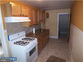207 Lynn Road Ridley Park, PA 19078 - Photo 11 of 12 Kitchen