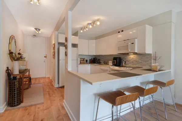 $2,700 | 405 North Wabash Avenue, Unit 609, Chicago, IL 60611