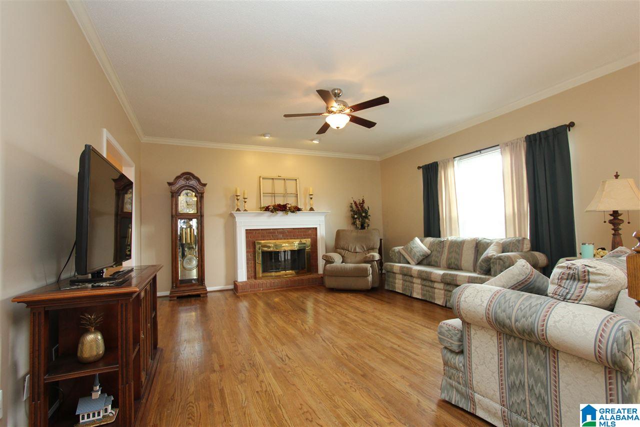131 Heather Ridge Drive Pelham, AL 35124 - Photo 5 of 32