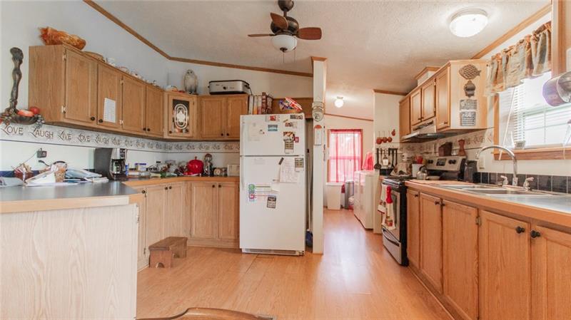 285 Cole Road Sandy Lake, PA 16145 - Photo 8 of 25