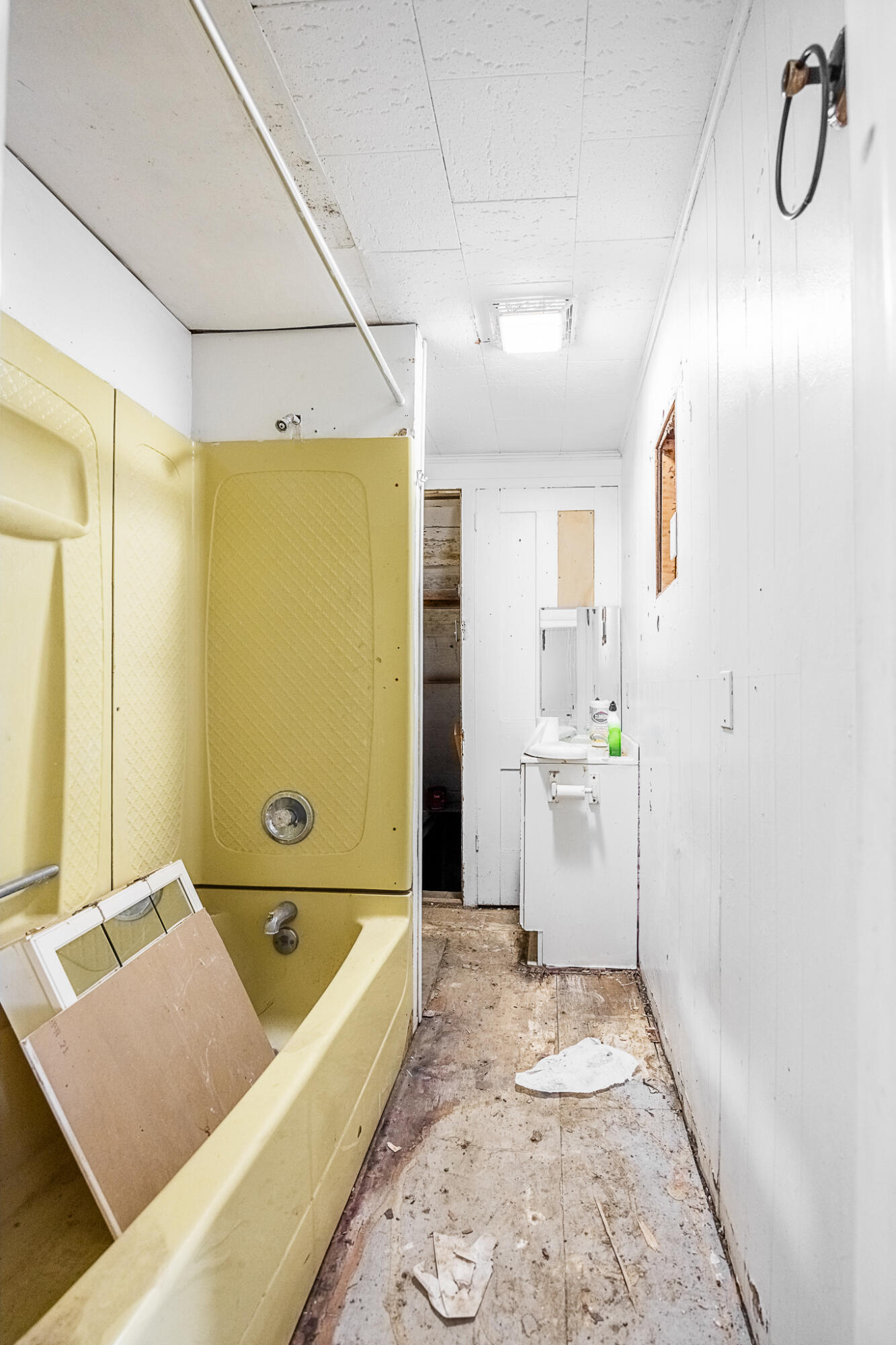 32 Center Street Kenduskeag, ME 04450 - Photo 23 of 26