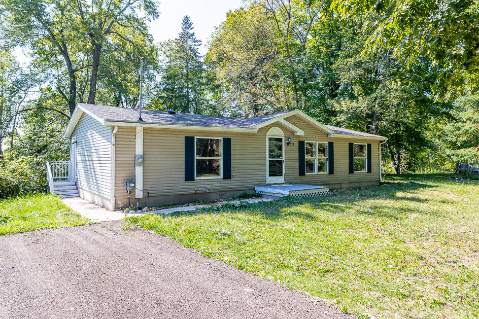 315 Rosehill Road Jackson, MI 49202 - Photo 1 of 40 5R9A0100