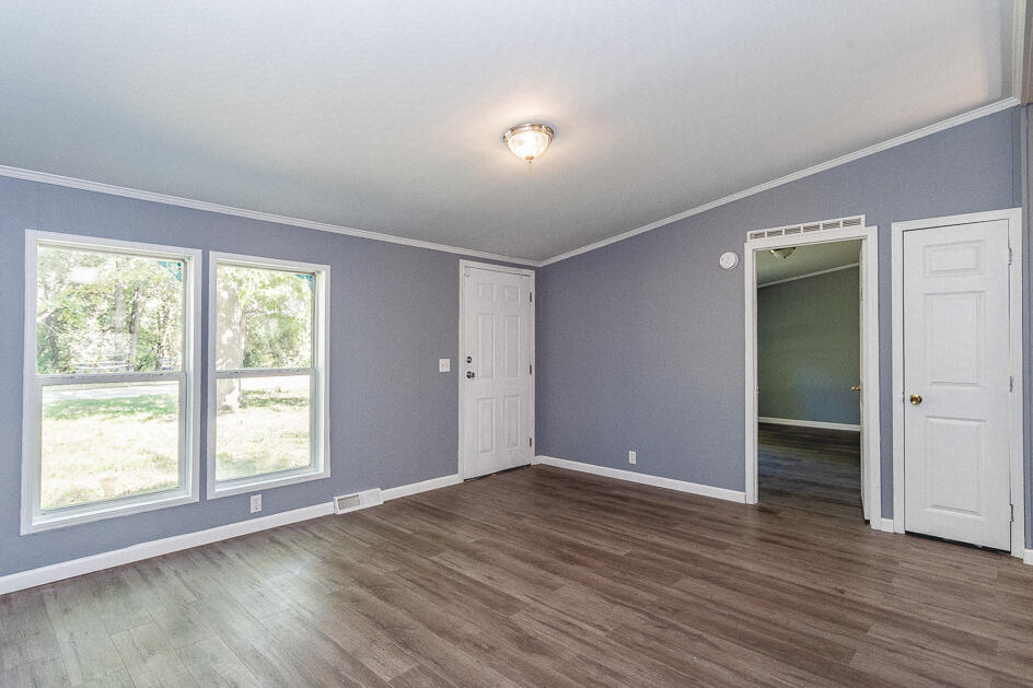 315 Rosehill Road Jackson, MI 49202 - Photo 4 of 40 5R9A0132-HDR