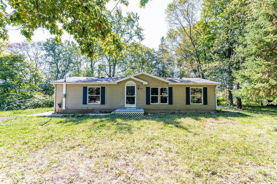 315 Rosehill Road Jackson, MI 49202 - Photo 8 of 40 5R9A0102