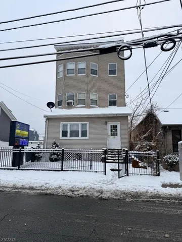 $2,000 | 28 Paine Avenue, Irvington, NJ 07111