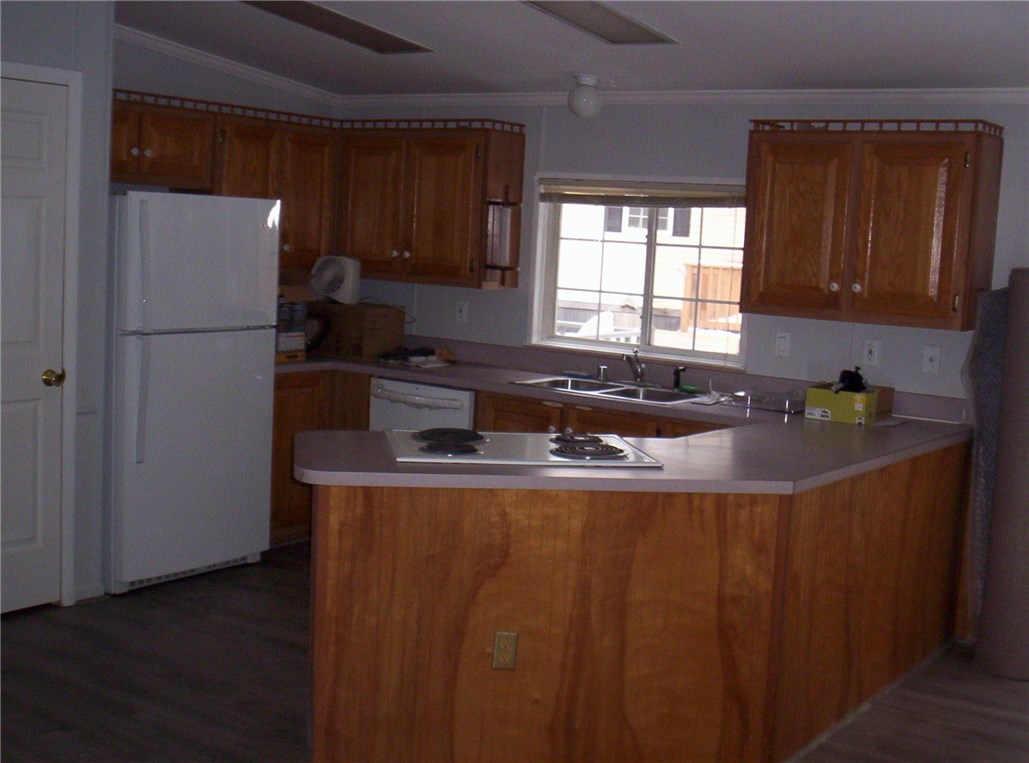 4 Sandra Circle Coventry, RI 02816 - Photo 6 of 26 Gallery Image 6