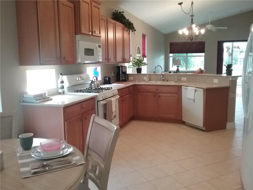 5808 Nesters Lane Bradenton, FL 34203 - Photo 8 of 29