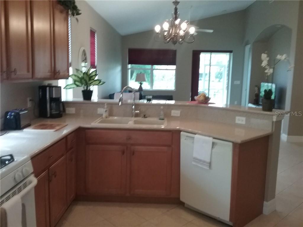 5808 Nesters Lane Bradenton, FL 34203 - Photo 9 of 29