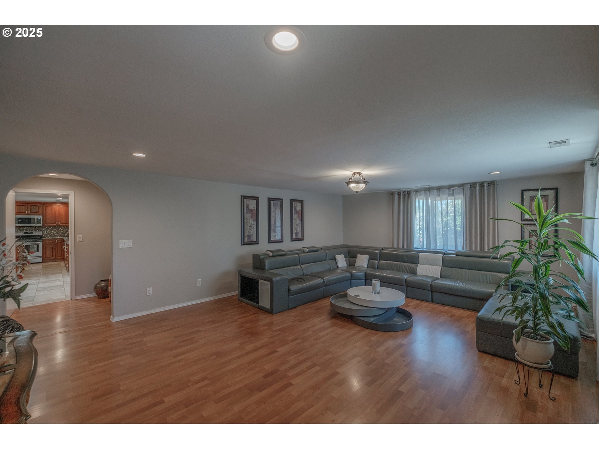 2225 Molalla Road Woodburn, OR 97071 - Photo 24 of 48 a living room with furniture and a wooden floor