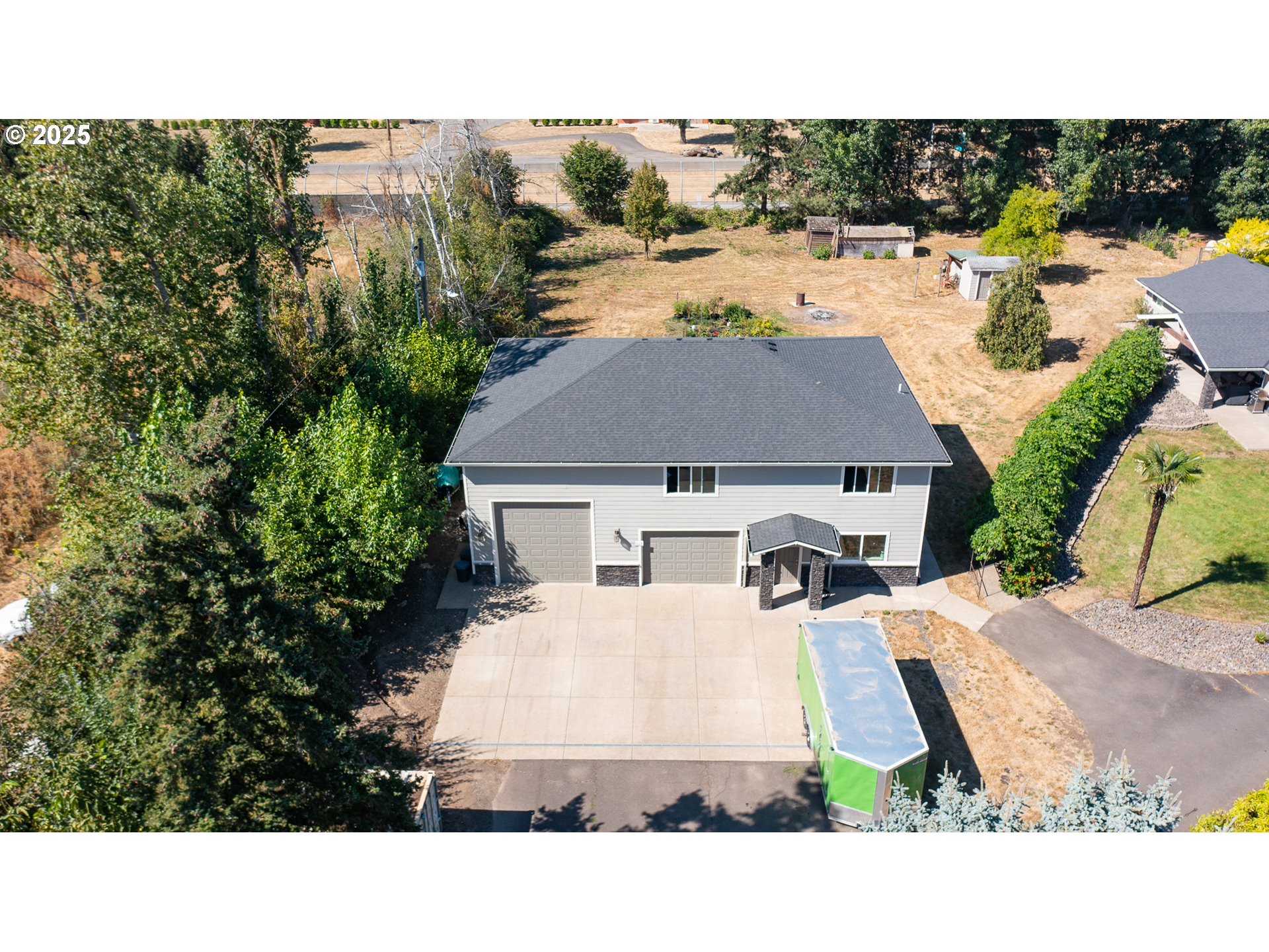 2225 Molalla Road Woodburn, OR 97071 - Photo 48 of 48 an aerial view of a house