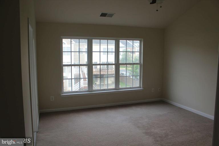 24656 Nettle Mill Square Stone Ridge, VA 20105 - Photo 15 of 22 Bedroom (Master)