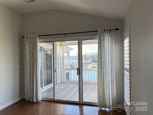 $2,050 | 1133 Torrence Circle, Davidson, NC 28036