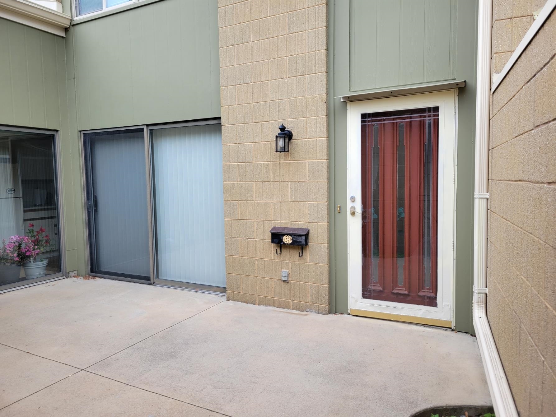 1237 West Nicolet Circle Appleton, WI 54914 - Photo 26 of 35