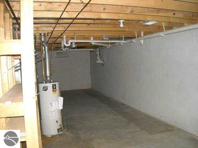 19100 Ridgeview Lane Lake Ann, MI 49650 - Photo 15 of 19 1774994-14.JPG