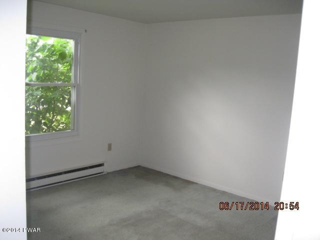 146 Murnin Road Lake Ariel, PA 18436 - Photo 8 of 13