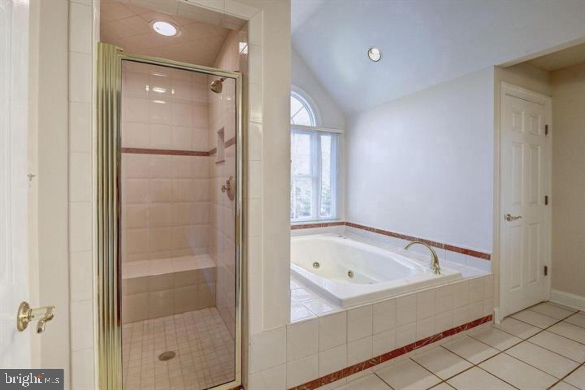 2082 Hunters Crest Way Vienna, VA 22181 - Photo 24 of 31