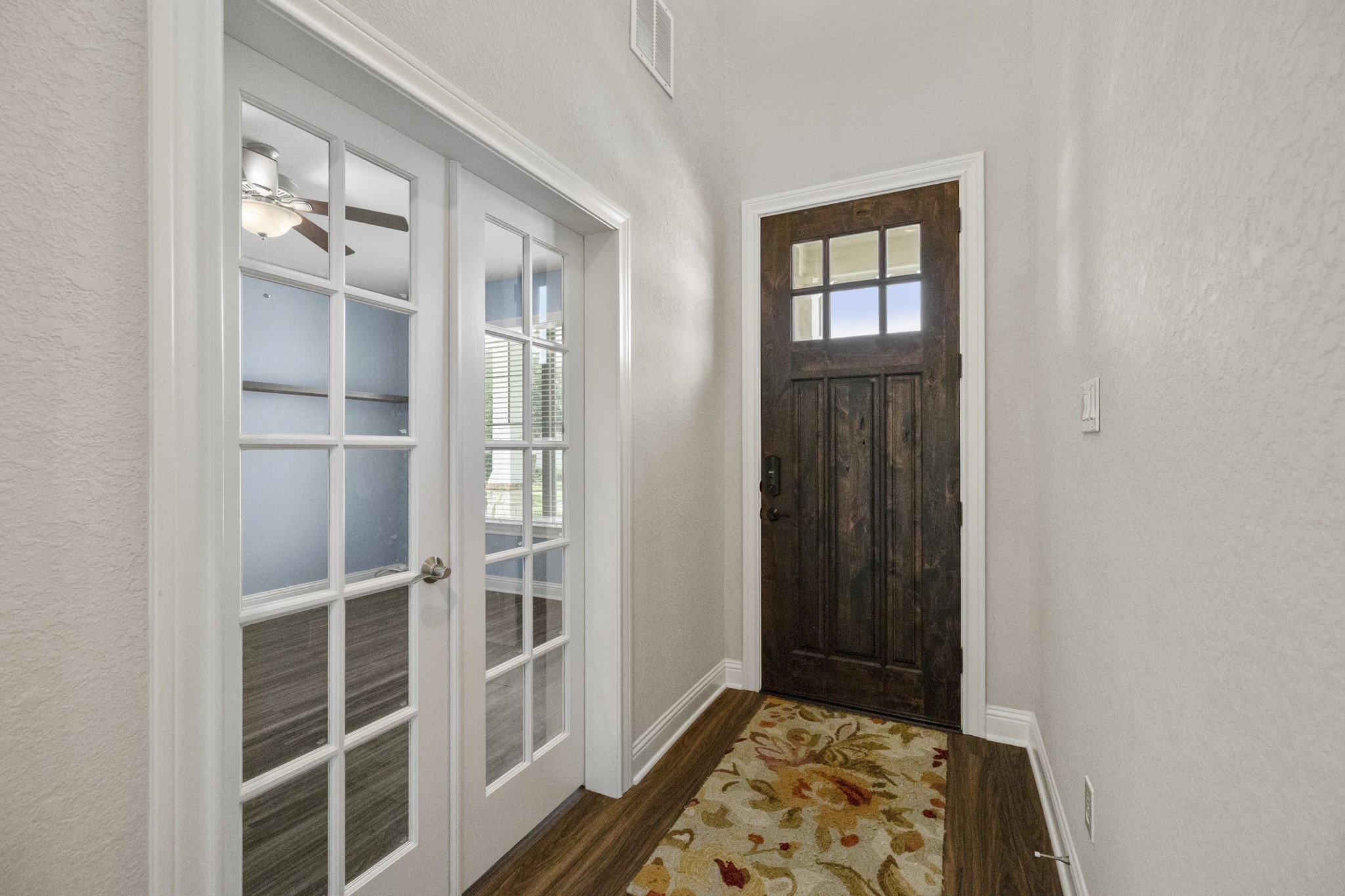 7502 Windsor Park Court Spring, TX 77379 - Photo 5 of 50 a view of livingroom with windows