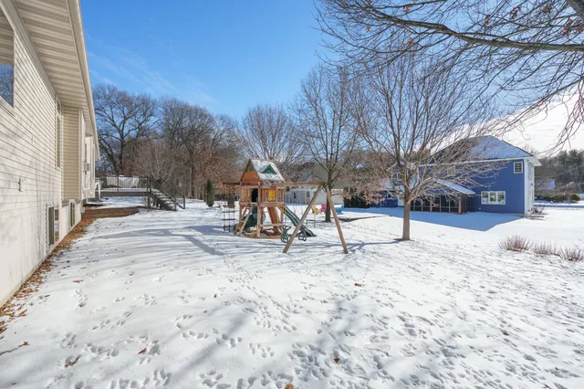 $595,000 | 3139 Anric Drive, Eau Claire, WI 54701