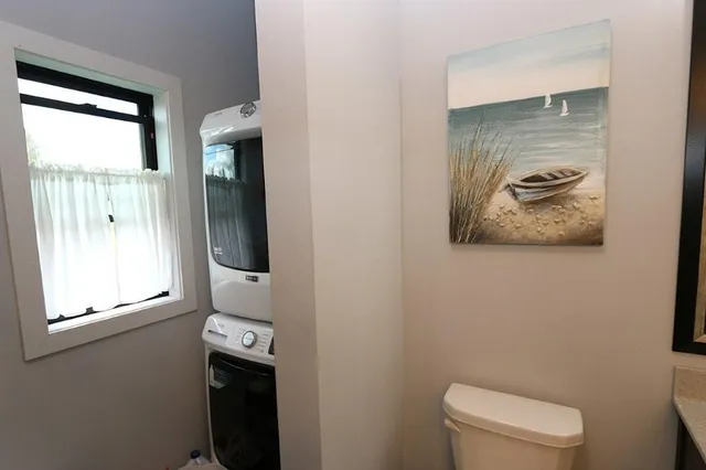 $575,000 | 36589 Co Highway 35, Dent, MN 56528