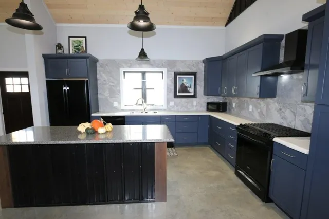 $575,000 | 36589 Co Highway 35, Dent, MN 56528