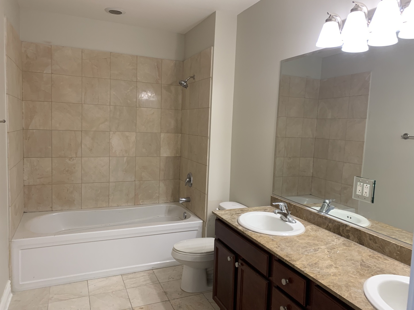 3300 West Irving Park Road, Unit M3 Chicago, IL 60618 - Photo 8 of 12