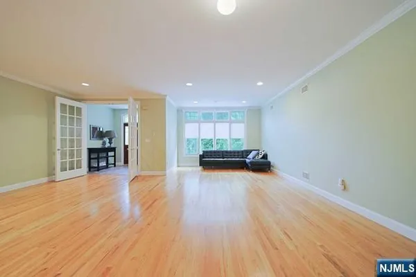 $6,500 | 2 Candlewood Drive, Old Tappan, NJ 07675