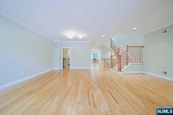 $6,500 | 2 Candlewood Drive, Old Tappan, NJ 07675