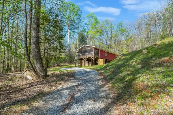 $308,000 | 152 Brown Farm Drive, Marion, NC 28752