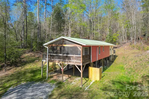 $308,000 | 152 Brown Farm Drive, Marion, NC 28752