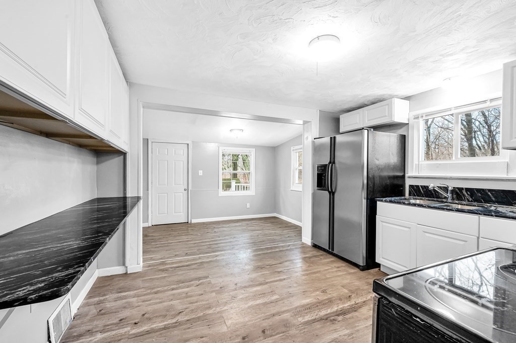 146 Temby Street Springfield, MA 01119 - Photo 13 of 25 Gallery Image 13