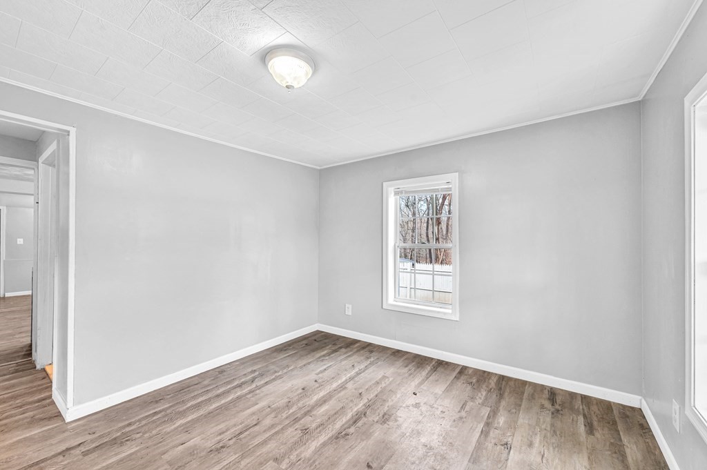 146 Temby Street Springfield, MA 01119 - Photo 6 of 25 Gallery Image 6